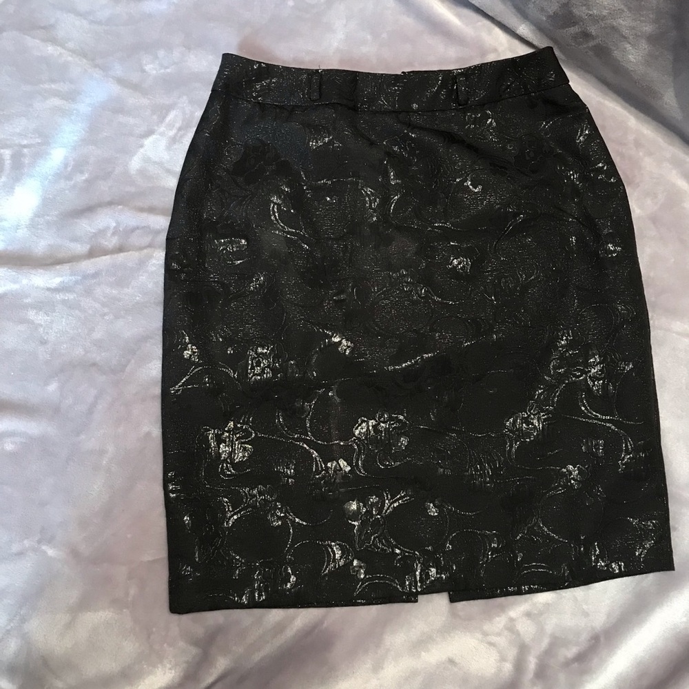 Worthington Pencil Skirt